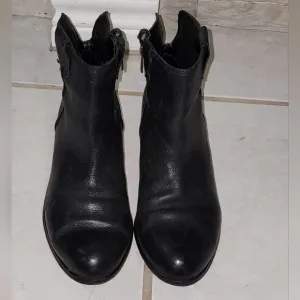 Sam Edelman Petty black leather ankle boots Booties Women's size 7