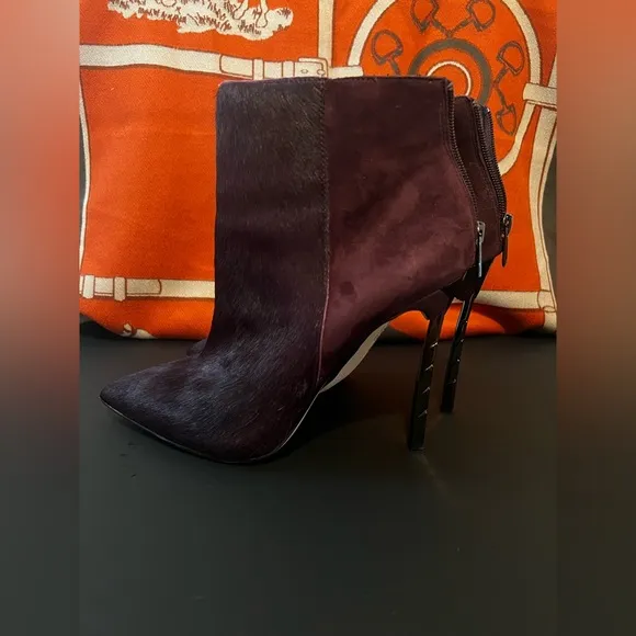 Sam Edelman Sany Boots Maroon Calf Skin. Sz 9