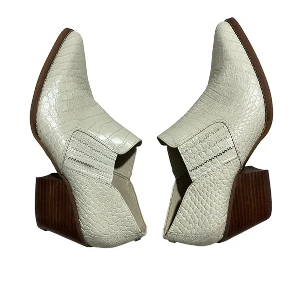 Sam Edelman Walton Croc Embossed Ankle Bootie White Size 7.5 Stacked Heel