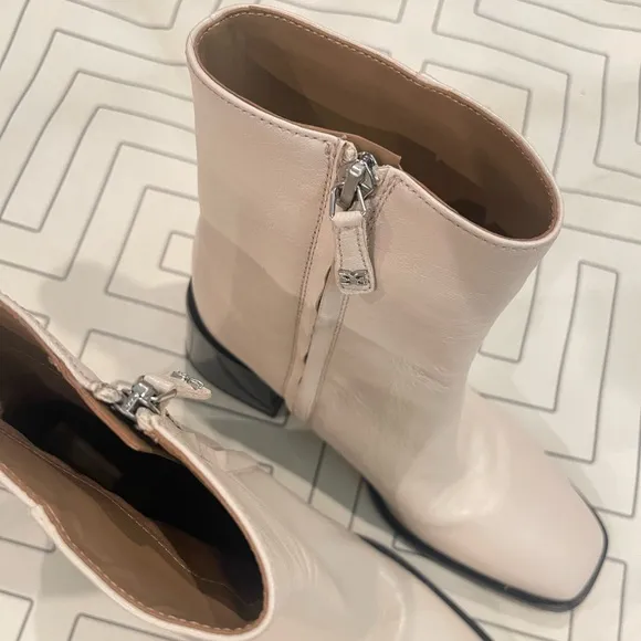 Sam Edelman Winnie Bootie