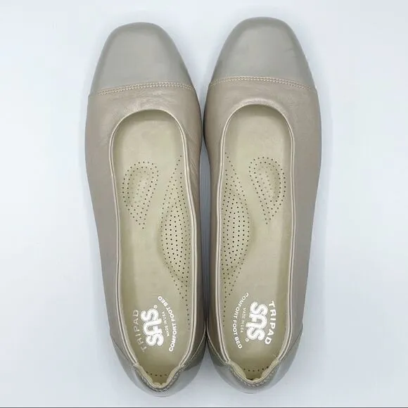 San Antonio Shoes SAS patent leather toe flats