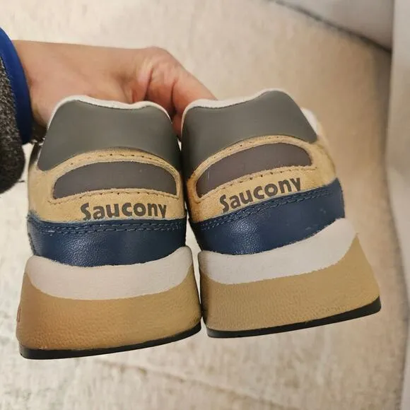 Saucony Shadow 6000 M's 8, premium SandnNavy sneakers. No! Insoles &amp; No! Laces.