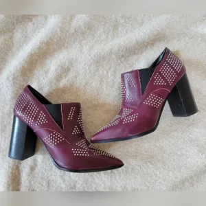 See by Chloe Leather Carnaby Shine Studded Ankle Bootie Ginger Burgundy-Size 38