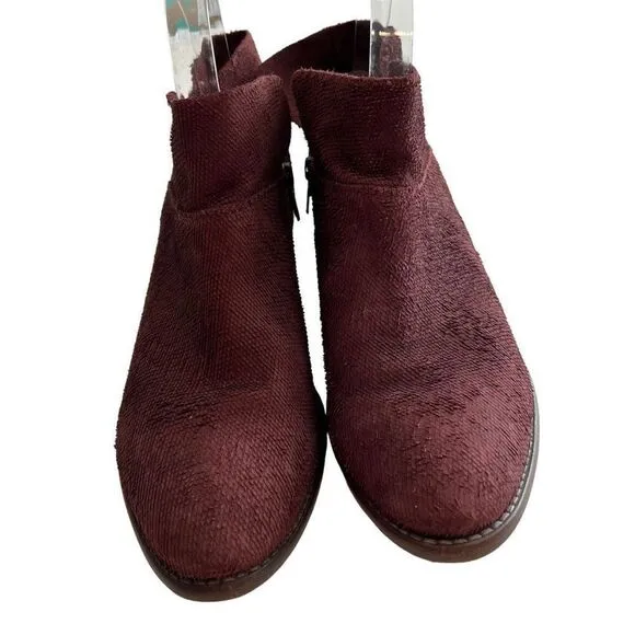 Seychelles Anthropologie Suede Snare Towel Ankle Boots Size 7.5 Burgundy