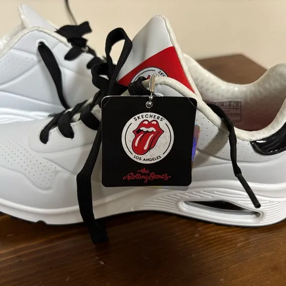 Skechers White and Black Sneakers