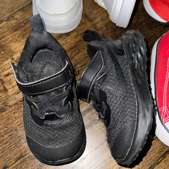SNEAKERS FOR TODDLER 5C bu les