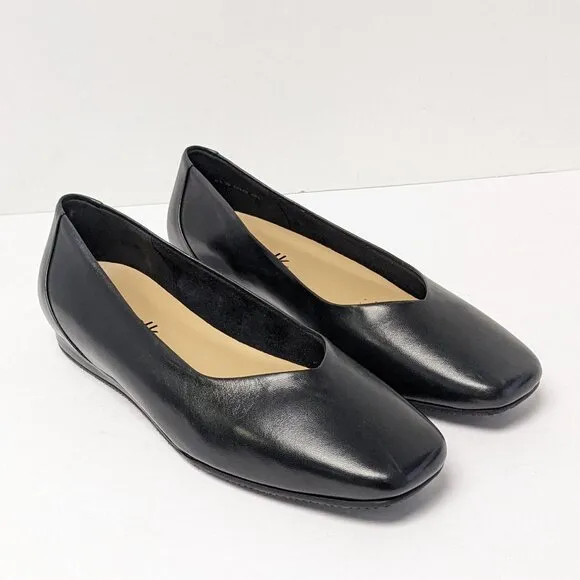 SoftWalk Vellore Slip-On Flats, Black, Women's 6.5 Wide