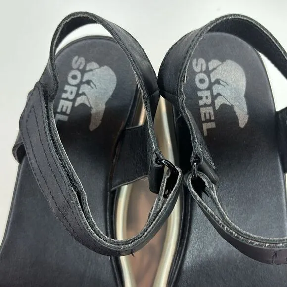 SOREL Cameron Black and White 2 1/2 inch Platform Sandals W 6 1/2