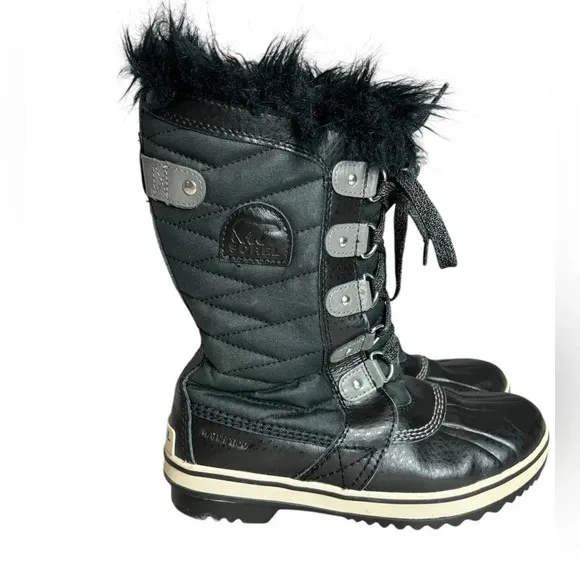 Sorel Girls Tofino II Walterproof Calf Winter Boots Black Furlined‎ Size 4