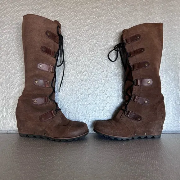 Sorel Women’s Joan of Arctic Knee High Brown  Wedge Boots Size 8.5 EU 40.5
