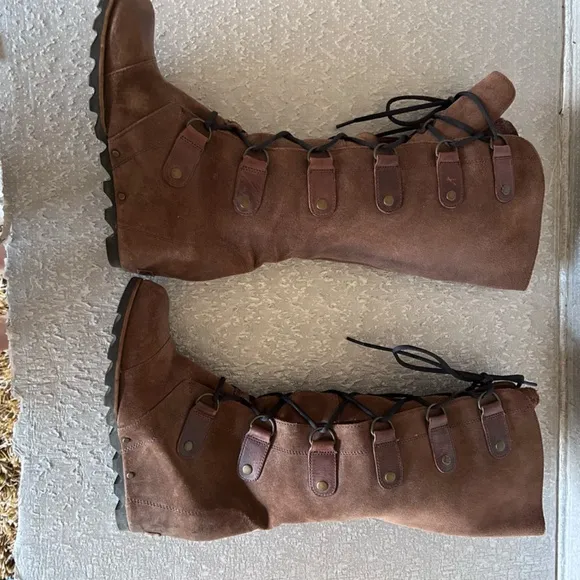 Sorel Women’s Joan of Arctic Knee High Brown  Wedge Boots Size 8.5 EU 40.5