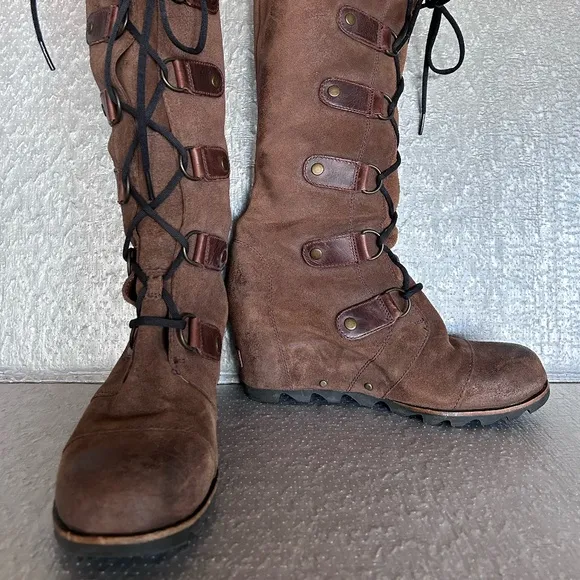 Sorel Women’s Joan of Arctic Knee High Brown  Wedge Boots Size 8.5 EU 40.5