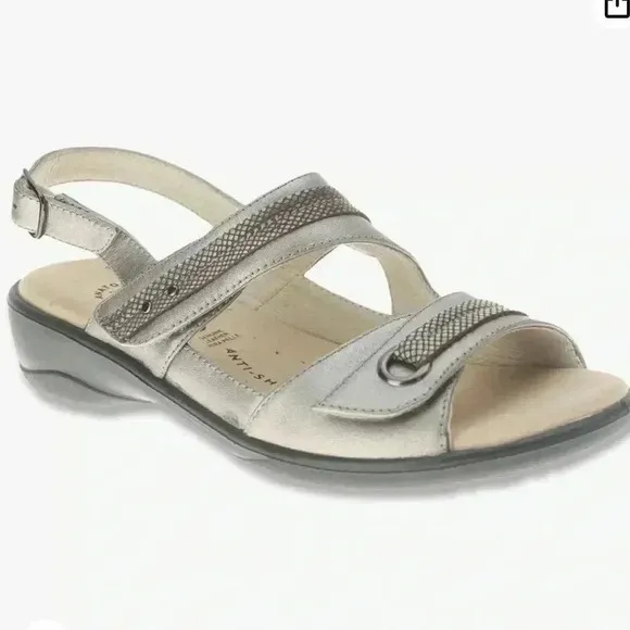 SP3 Fly Flot Velcro Sandals Size 8.5