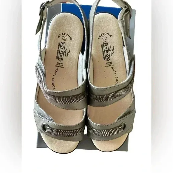 SP3 Fly Flot Velcro Sandals Size 8.5