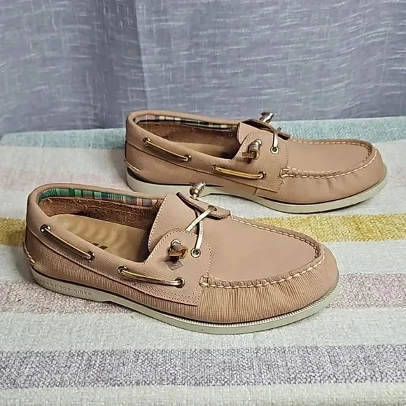 SPERRY PLUSHWAVES