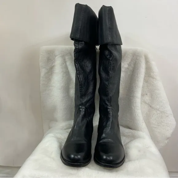 Steve Madden Over The Knee Black Leather buckle BOOTS Size 8M