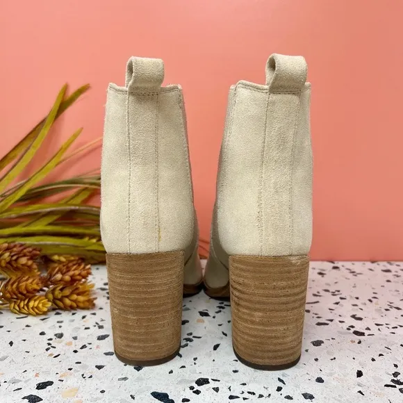 Steve Madden Trekk Sand Tan Pointed Suede Leather Stacked Heel Boots Sz 6.5