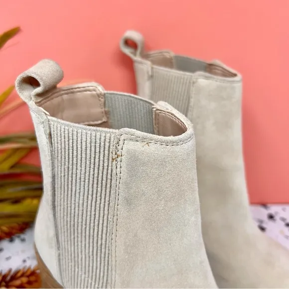 Steve Madden Trekk Sand Tan Pointed Suede Leather Stacked Heel Boots Sz 6.5