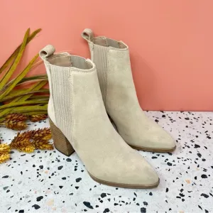 Steve Madden Trekk Sand Tan Pointed Suede Leather Stacked Heel Boots Sz 6.5