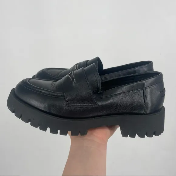 Steven Madden 9.5 Lawrence Black Leather Chunky Lug Sole Loafers Platform Office