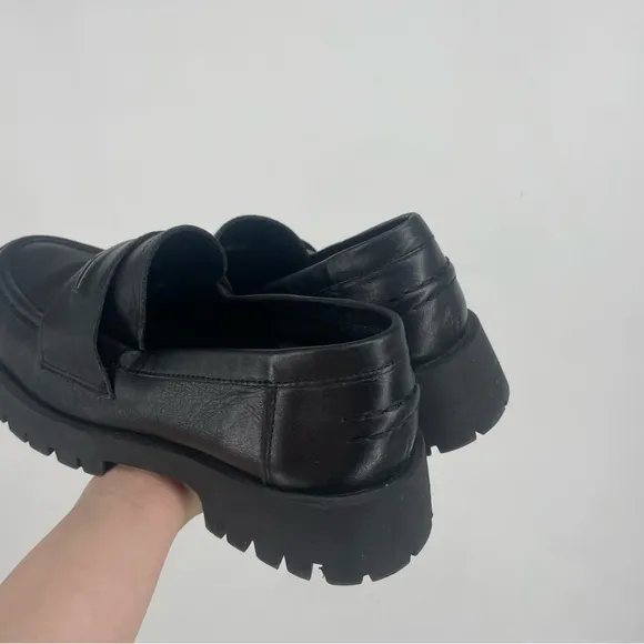 Steven Madden 9.5 Lawrence Black Leather Chunky Lug Sole Loafers Platform Office