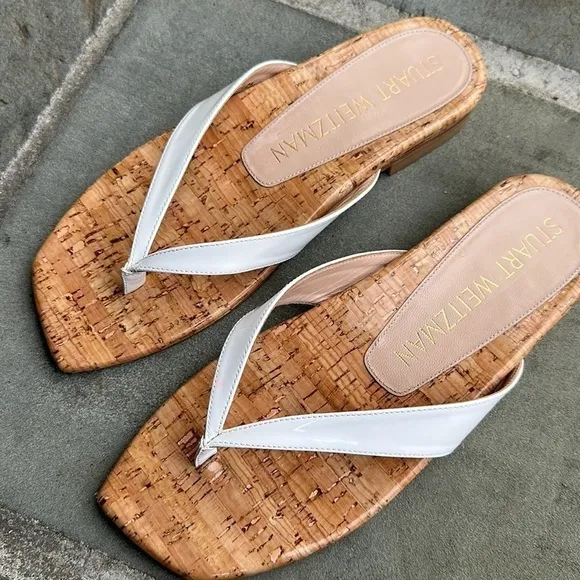Stuart Weitzman Aldona Patent Leather Thong Sandal 6.5