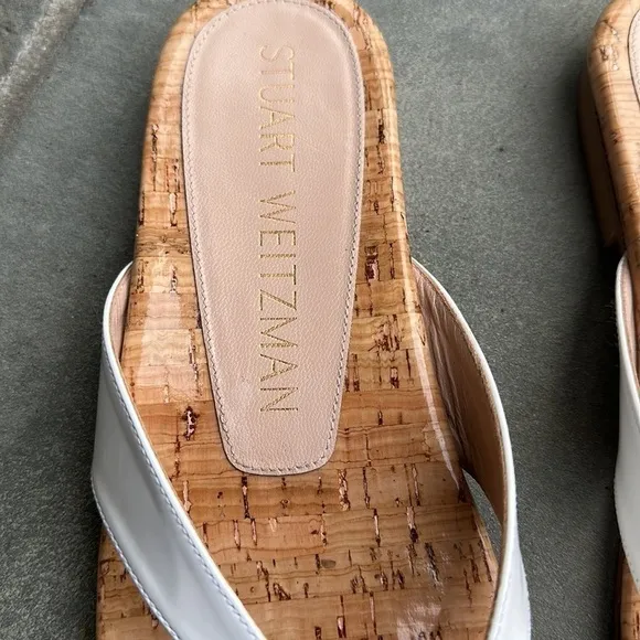 Stuart Weitzman Aldona Patent Leather Thong Sandal 6.5