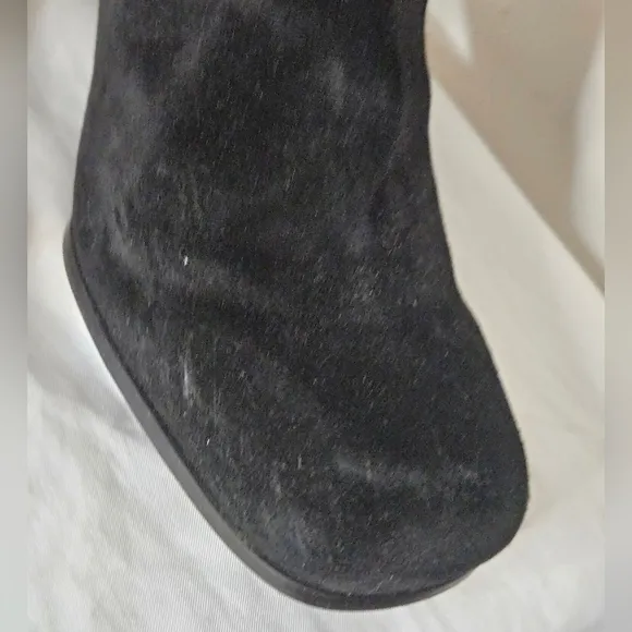 Stuart Weitzman calf boots black suede