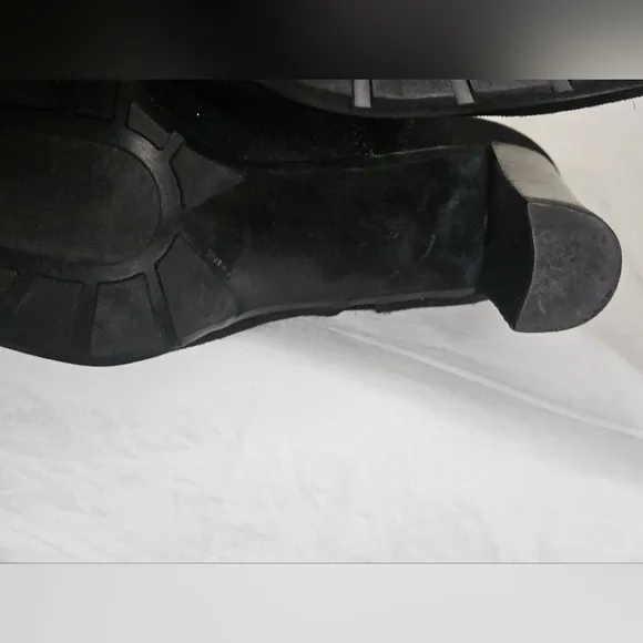 Stuart Weitzman calf boots black suede