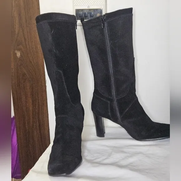 Stuart Weitzman calf boots black suede