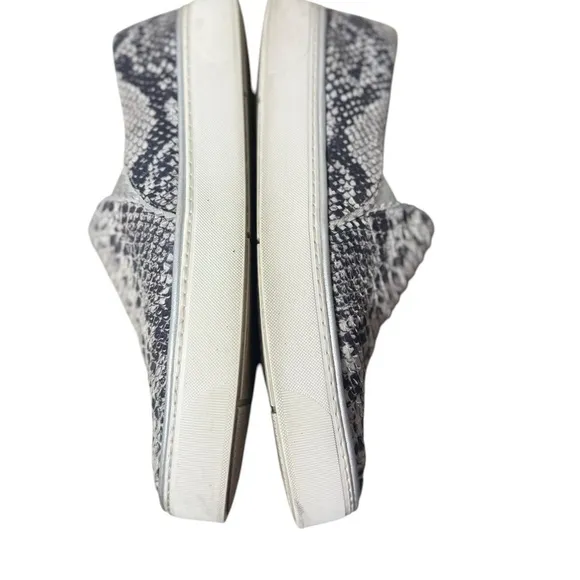 Stuart Weitzman Nuggets Slip-On Sneaker Women Size 7.5