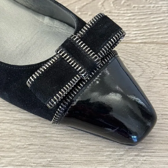 Stuart Weitzman Patent Leather and Suede Ballet  Bow Flats Black Sz 10.5 Narrow