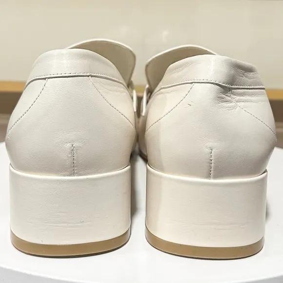 🌹STUART WEITZMAN🌹 Sleek Leather Square-Toe Loafers Size: 10B