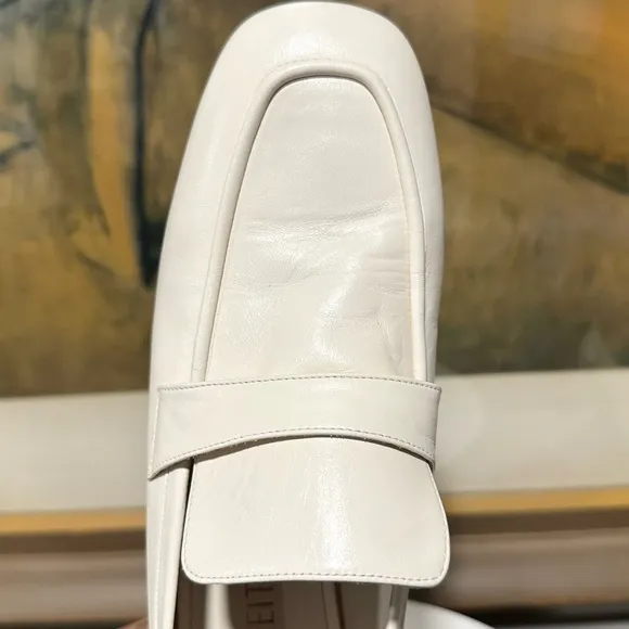 🌹STUART WEITZMAN🌹 Sleek Leather Square-Toe Loafers Size: 10B