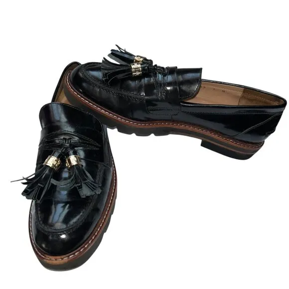 stuart weitzman STUNNING black lug sole tassel penny loafers 7 N