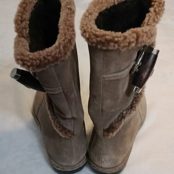 Stuart Weitzman Suede Mid-Calf Boots size 5m