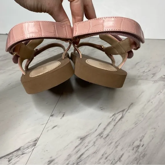 Stuart Weitzman Vail Pink Crocodile Sport Sandal 8B