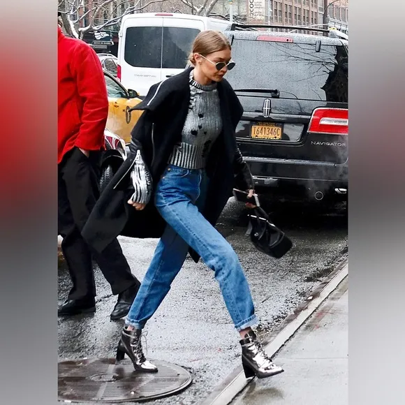 Stuart Weitzman X Gigi Hadid Boots!!!