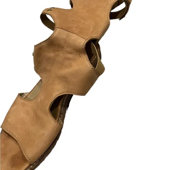 Stuart Weizman Back View Leather Gladiator Sandal, Sz 5.5