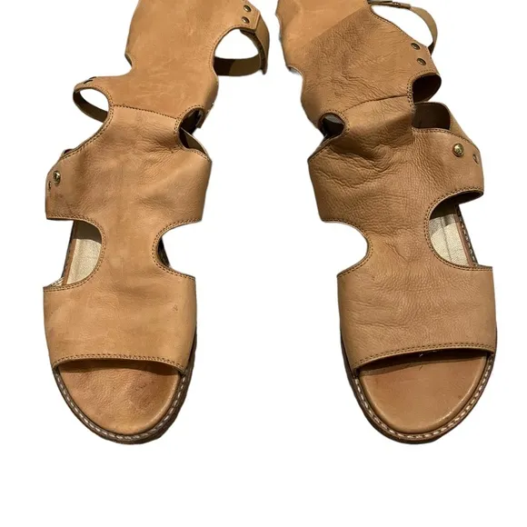 Stuart Weizman Back View Leather Gladiator Sandal, Sz 5.5