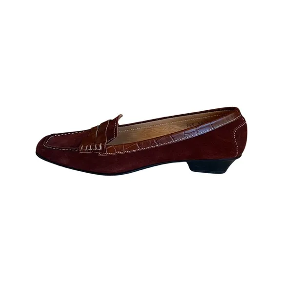 Stunning loafers, Pratesi Italian loafers, Suede and crocodile embossed leather