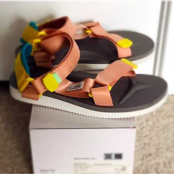 SUICOKE DEPA-CAB Sandal in PINK / GRAY