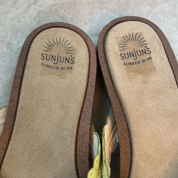 Sunjuns Sz 9.5 M Scalloped Leather Yellow Thong Sandals