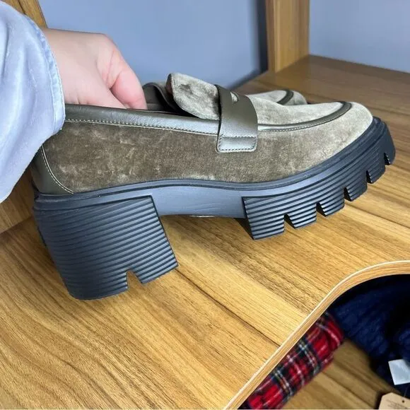 Sz 8B Stuart Weitzman Leather Chunky Olive Green Loafers $495 MSRP NWOT