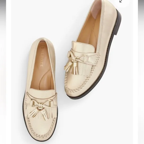 Talbots Laura leather tassel loafers Size 9 Gold Metallic Minimalist Corpcore