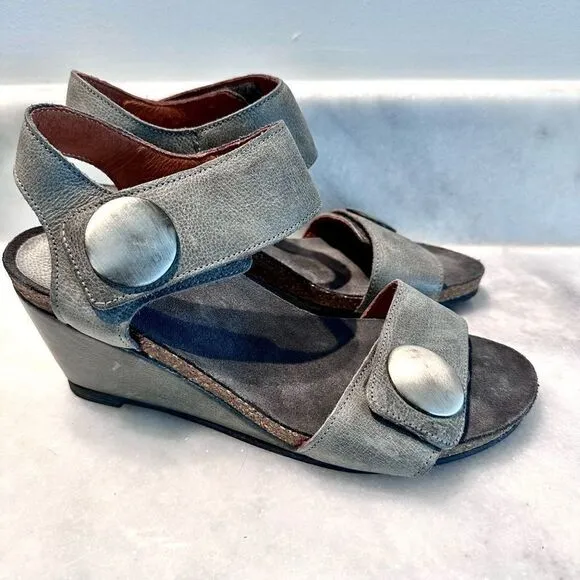 Taos Carousel 3209 Gray Leather Wedge Sandals Ankle Strap Size EU 36 / 6-6.5 US