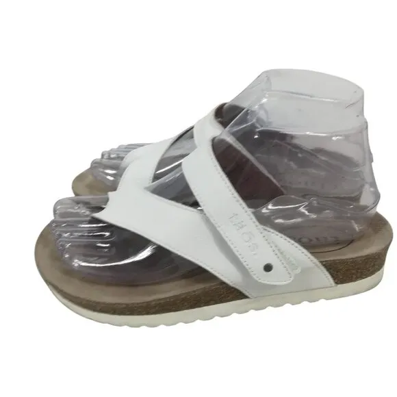Taos Lola White Leather Toe Loop Sandals Size EU 37 US 6.-6.5 Thong Hook &amp; Loop