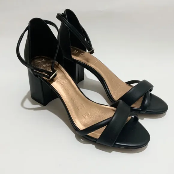 Ted Baker Sheaha Ankle Strap Heels Black Leather Sandals 6.5 Block Heel Pumps 37