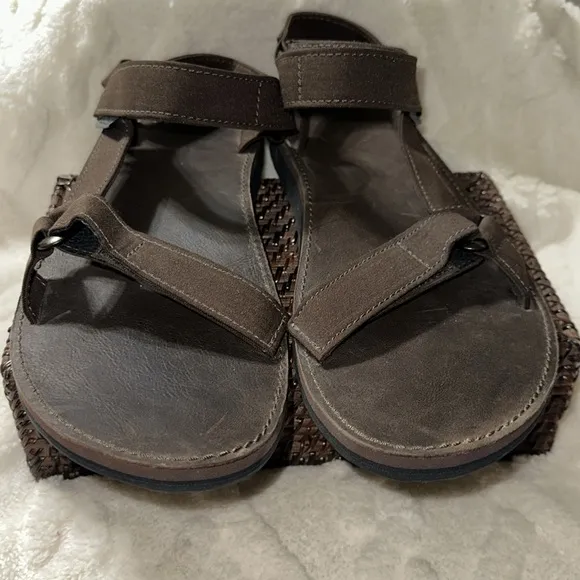 TEVA 13 Brown Original Universal Menswear Leather Canvas Velcro Straps Sandals
