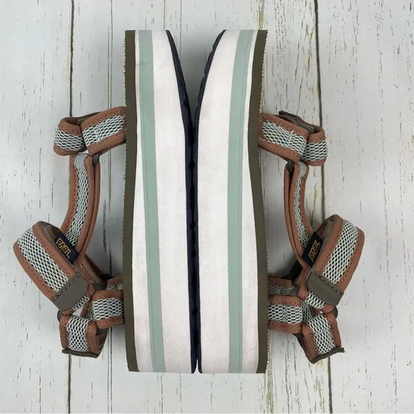 TEVA Flatform Universal Mesh Print Platform Sandals *Olive/Sea Foam‎